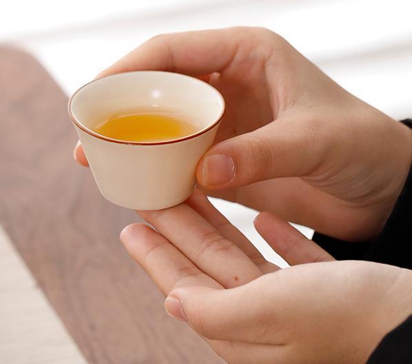 Portable travel tea set with one pot and three cups